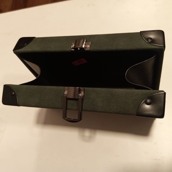 Box Clutch Bag/ crossbody bag - Picture 7 of 10